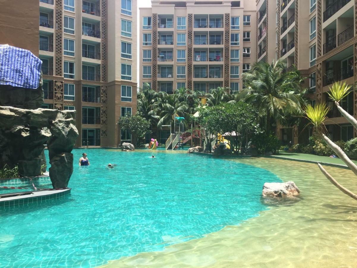 Atlantis Condo Resort Jomtien Экстерьер фото